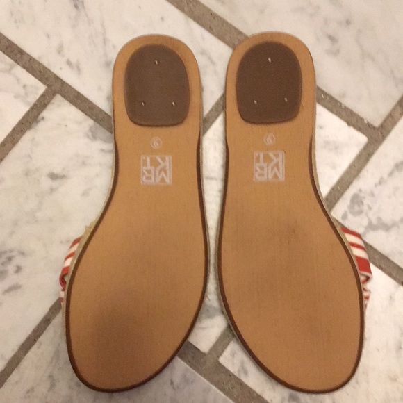 MRKT sandals - Picture 2 of 3